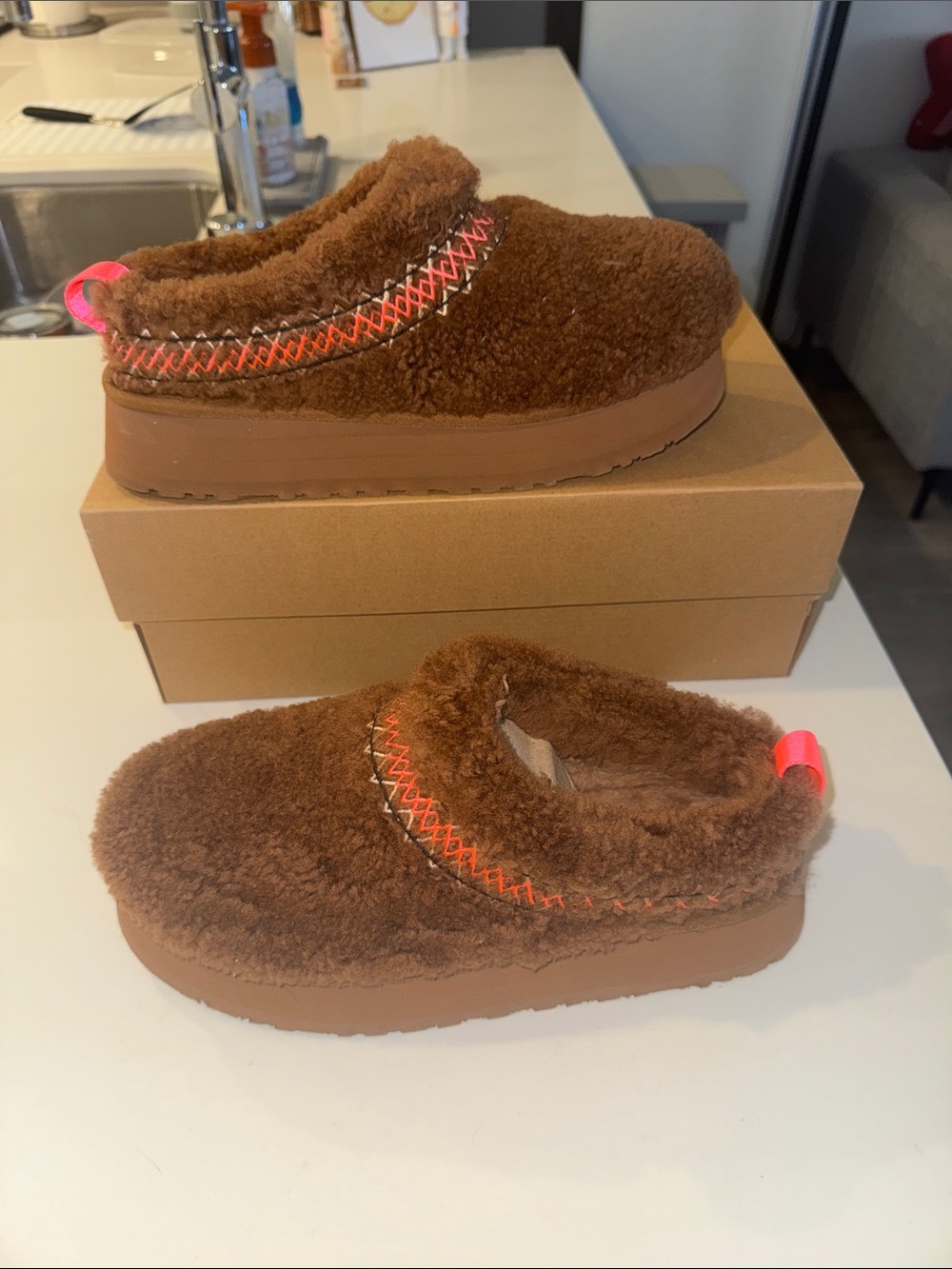 UGG W Tazz Platform Slipper - Heritage Braid